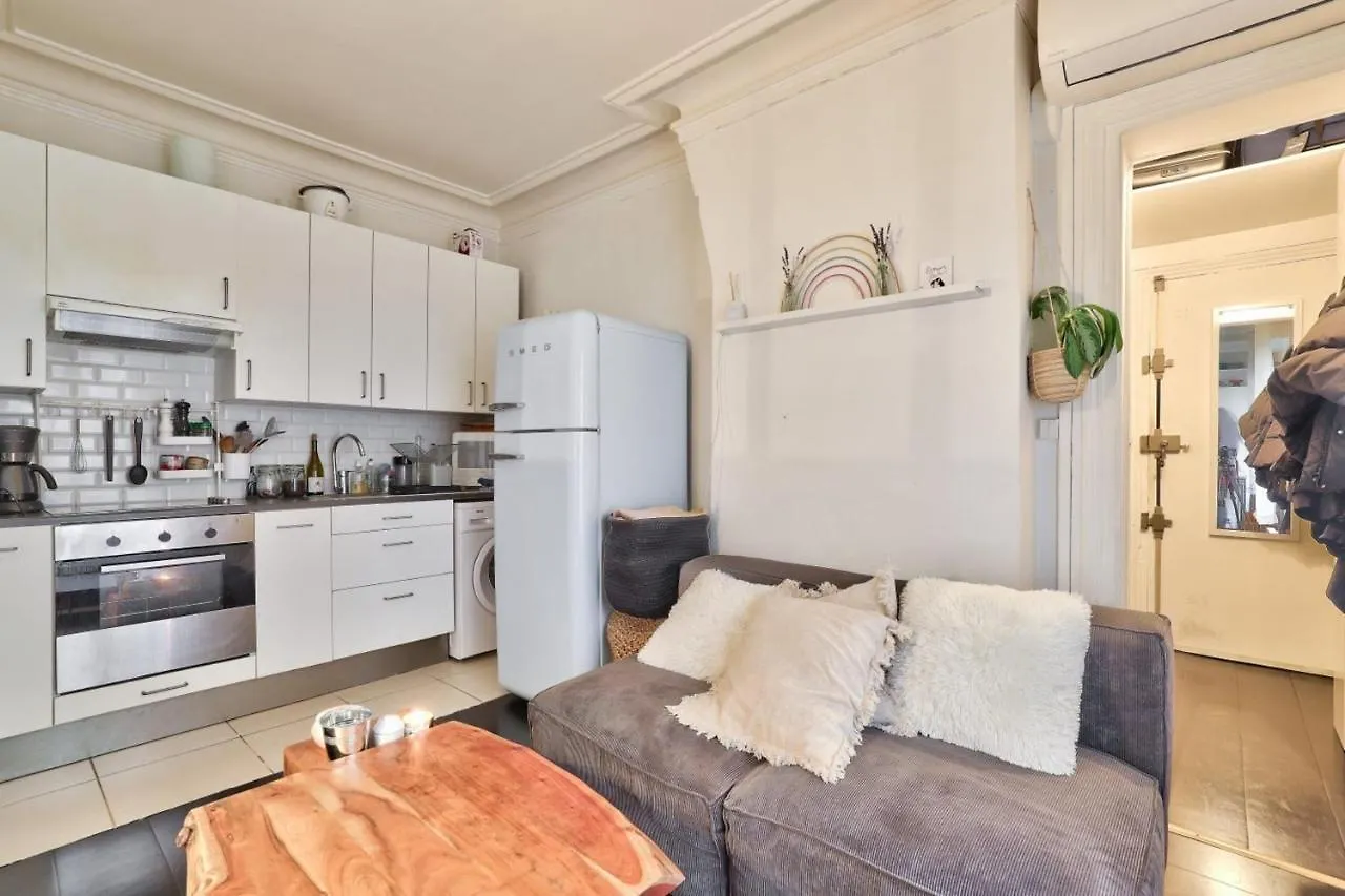 Cosy Apartment For 2 People - Paris 11 France