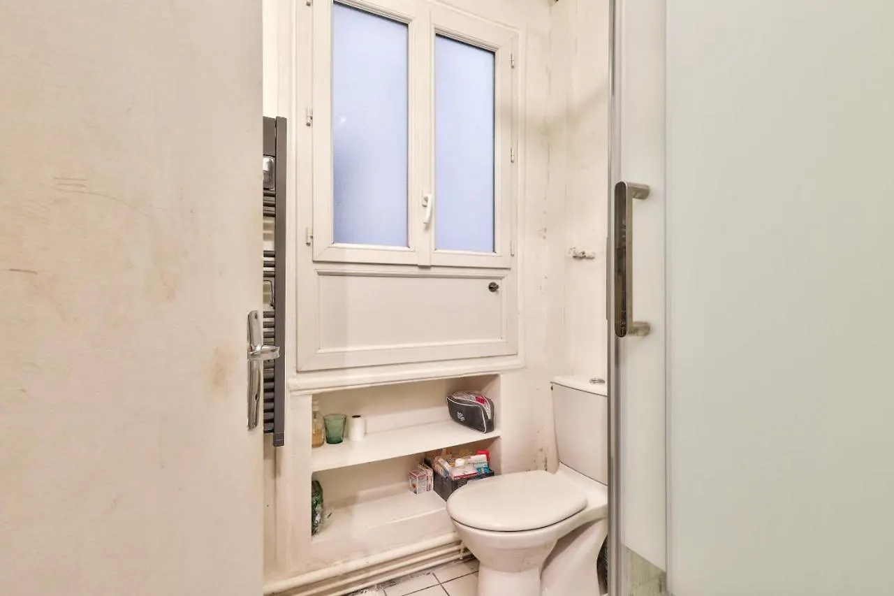 Cosy Apartment For 2 People - Paris 11 France