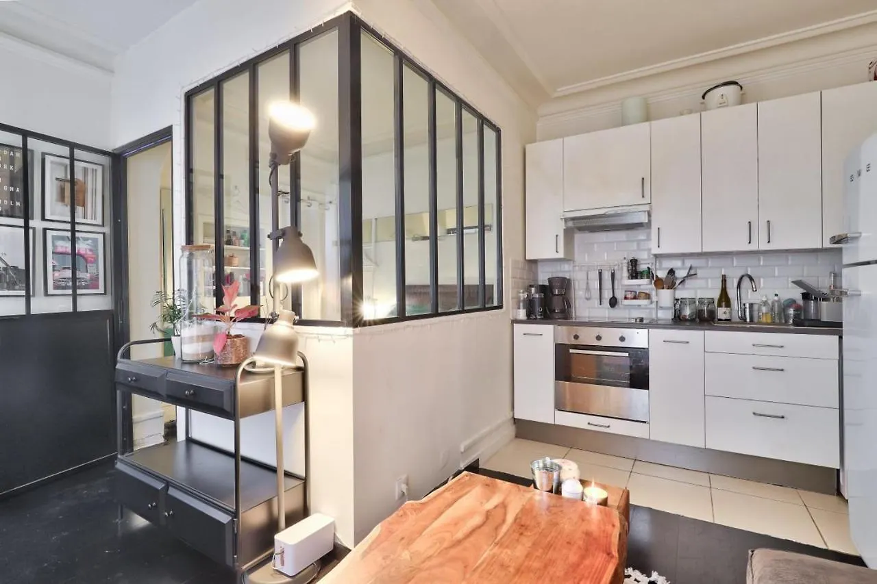Cosy Apartment For 2 People - Paris 11