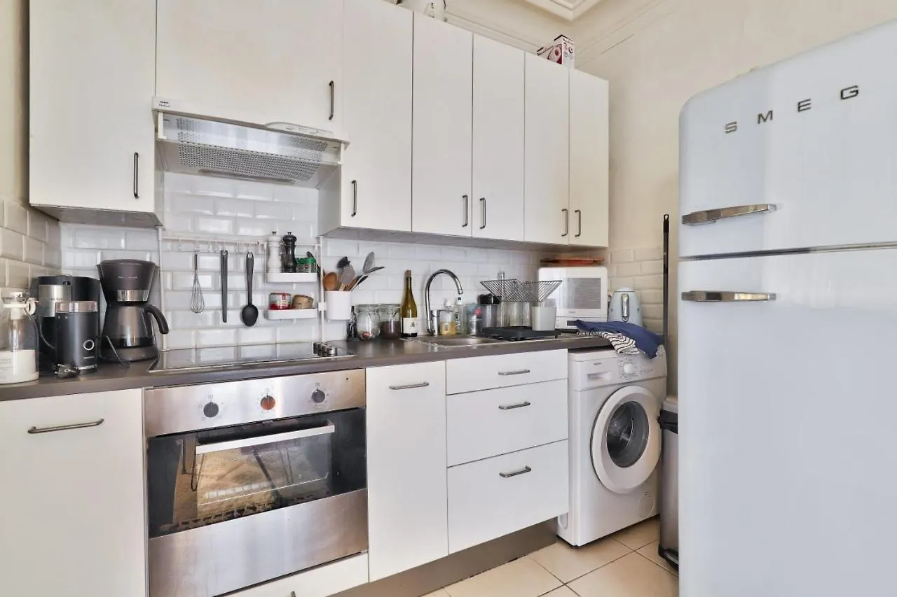 Cosy Apartment For 2 People - Paris 11